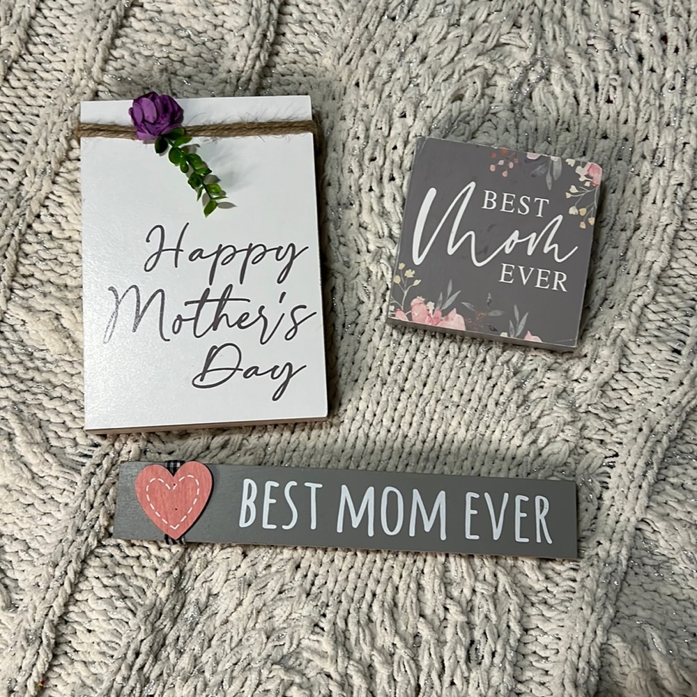 Mothers Day Tabletop Decor